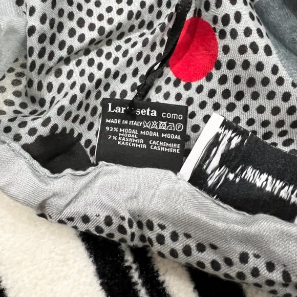 Moschino Boutique Popeye and Olive Polkadot Modal Cashmere Blend Soft Scarf - Picture 6 of 8